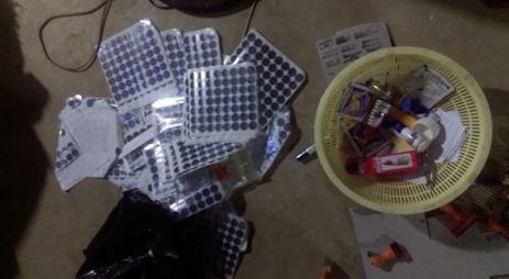 [-]Phá[-]đường[-]dây[-]từ[-]miền[-]Tây[-]lên[-]TP[-]HCM[-]làm[-]thuốc[-]trừ[-]sâu[-]giả